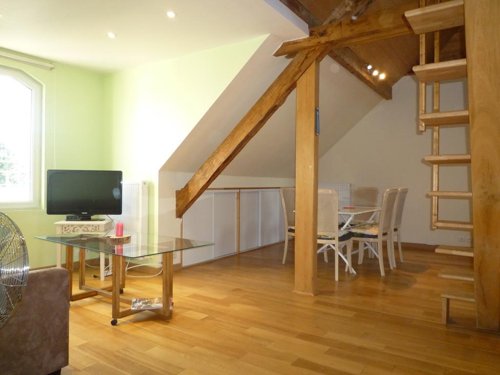Les Mirabelles Apartment Metz Room photo